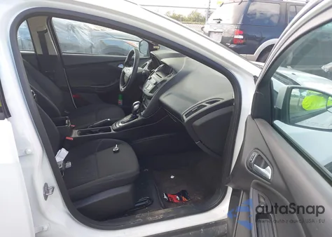 2016 Ford Focus Se z USA, uszkodzony, nr VIN 1FADP3F26GL304567